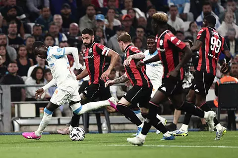 في غياب محمد عبد المنعم.. نيس يقتنص تعادلًا ثمينًا أمام مارسيليا بالدوري الفرنسي